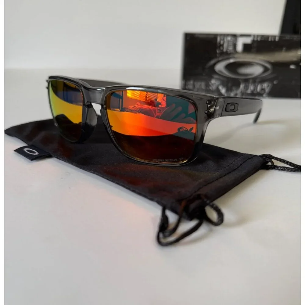 Oakley Holbrook Smoke Gray Frame 9102 PRIZM POLARIZED Ruby Iridium - Picture 4 of 11